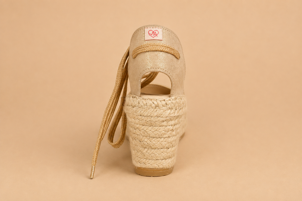 Espadrille de Malla Dorada y Aluminio con Atado al Tobillo