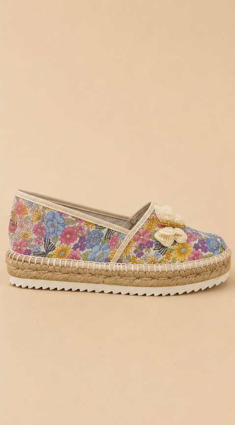 Espadrille Liberty con Mariposa de Ganchillo — Edición Limitada