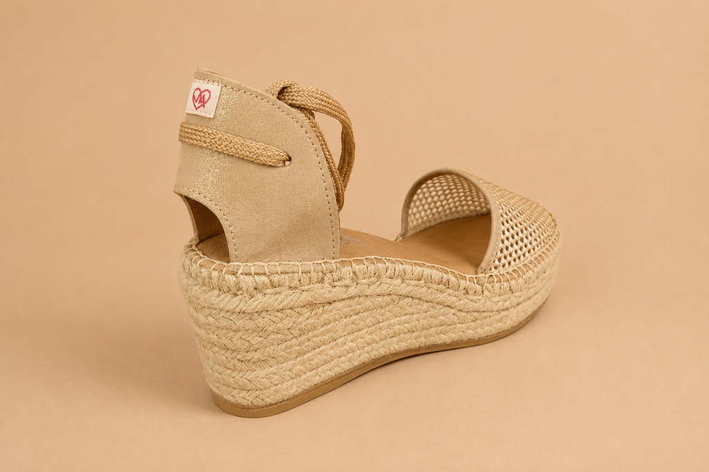 Espadrille de Malla Dorada y Aluminio con Atado al Tobillo