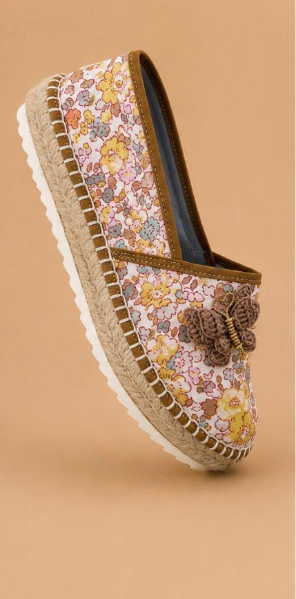 Espadrille Liberty con Mariposa de Ganchillo — Edición Limitada
